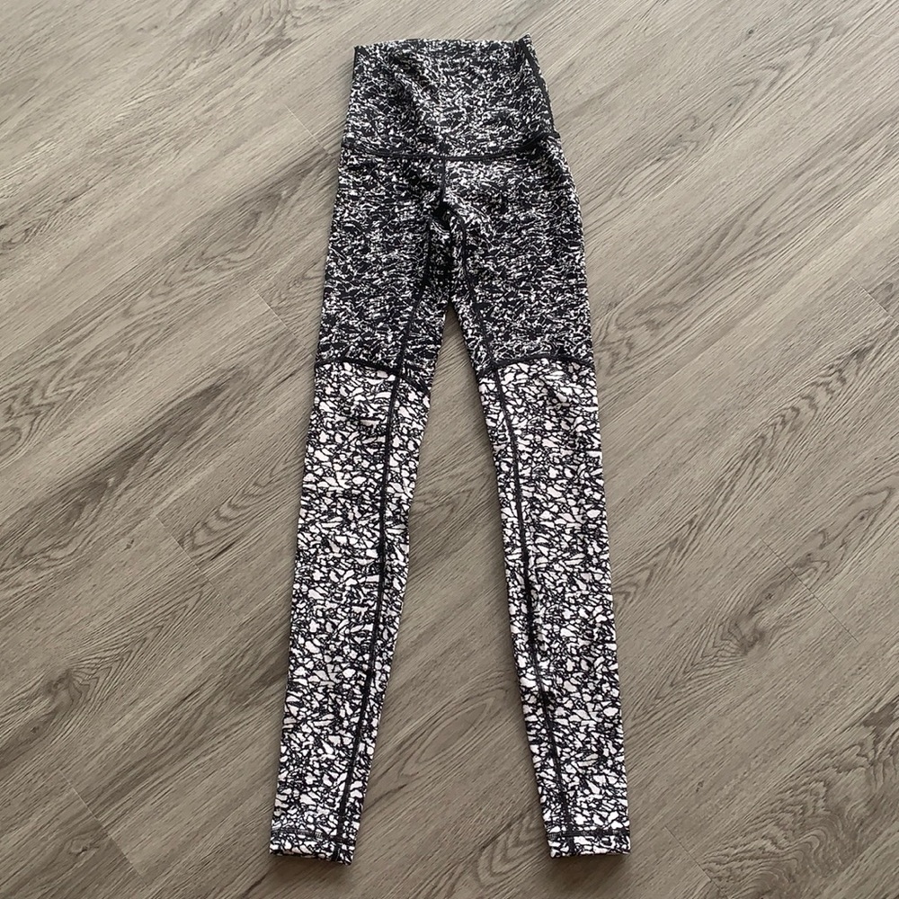 Lululemon leggings size 2